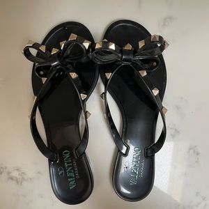 VALENTINO Rockstud Jelly Thong sz 6